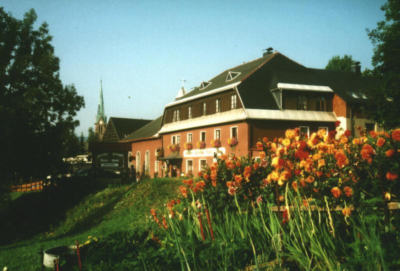 Gasthof Gasthof-pension Rotes Haus